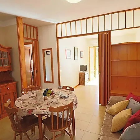 Σπίτι διακοπών House Cecilia In *