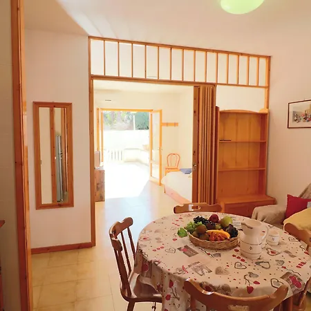 House Cecilia In בית נופש *
