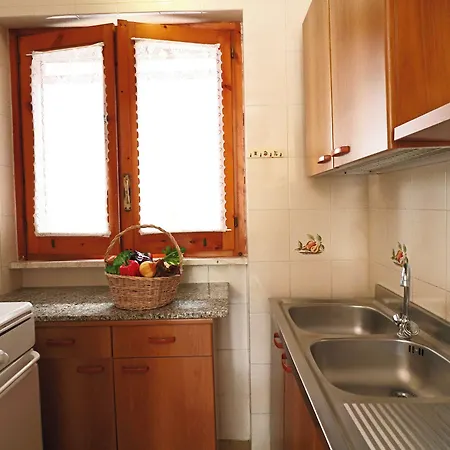 House Cecilia In בית נופש